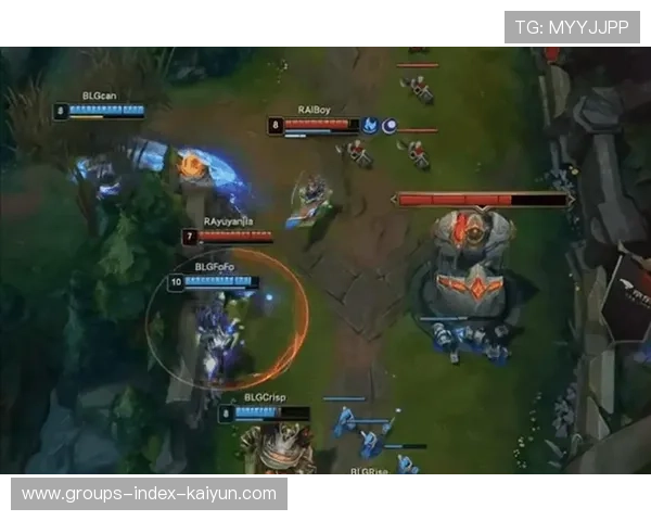 LPL决胜局野区遭遇五人包夹辅助急救成功拖到援兵——一场关于团队、装备与信任的电竞软文