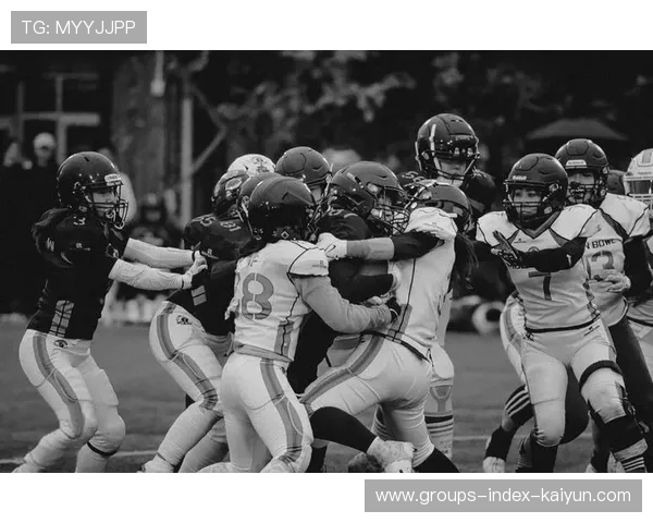 橄榄球接球员单挑突破：技术与勇气的极限碰撞