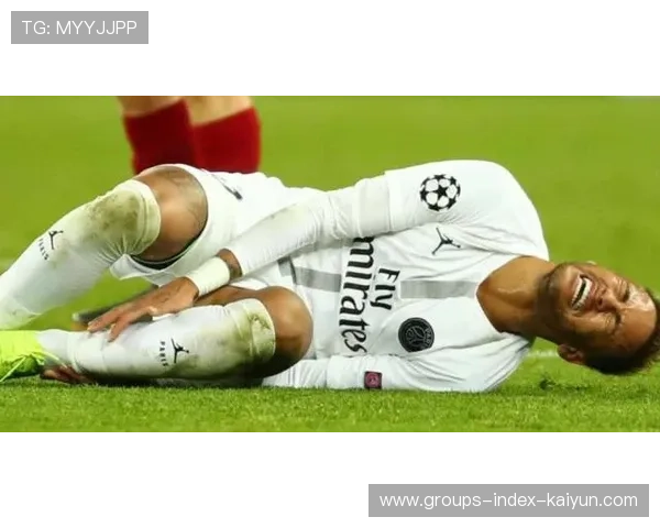 花滑女神复出失败，摔倒瞬间全场心碎